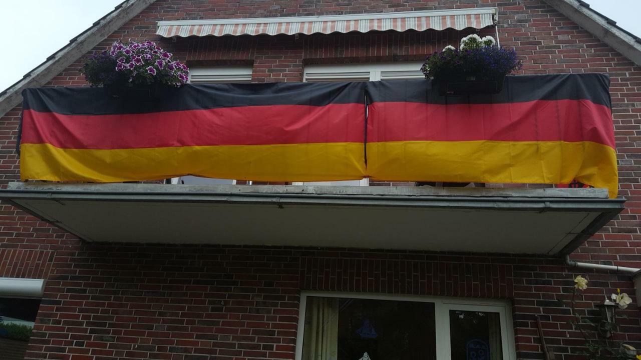 Wohnung 2 Mit Balkon- Haus Annegrete Esens Extérieur photo